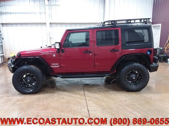 Used 2012 Jeep Wrangler Unlimited Sport w/ Connectivity Group AWD/4WD image 6