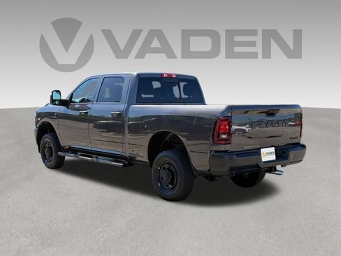 New 2026 RAM 2500 Tradesman AWD/4WD image 21