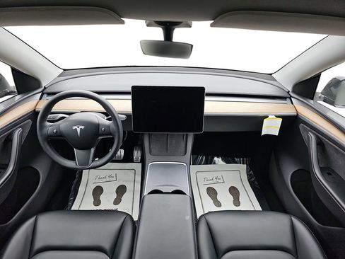 Used 2023 Tesla Model Y Long Range AWD/4WD image 13