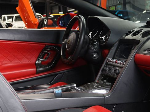 Used 2011 Lamborghini Gallardo LP 560-4 AWD/4WD image 18