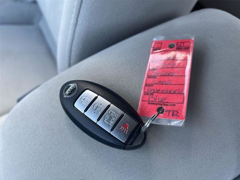 Used 2014 Nissan Leaf SV w/ LED & Quick Charge Package image 25