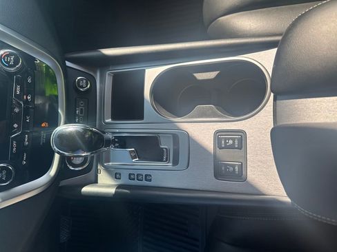 Certified 2024 Nissan Murano SV w/ SV Midnight Edition Package image 27