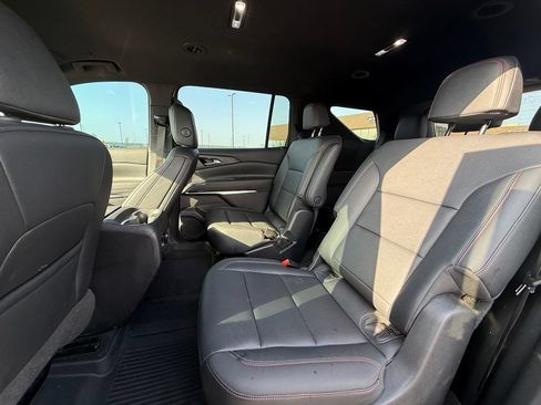 Used 2024 Chevrolet Traverse Z71 w/ LPO, Floor Liner Package AWD/4WD image 22