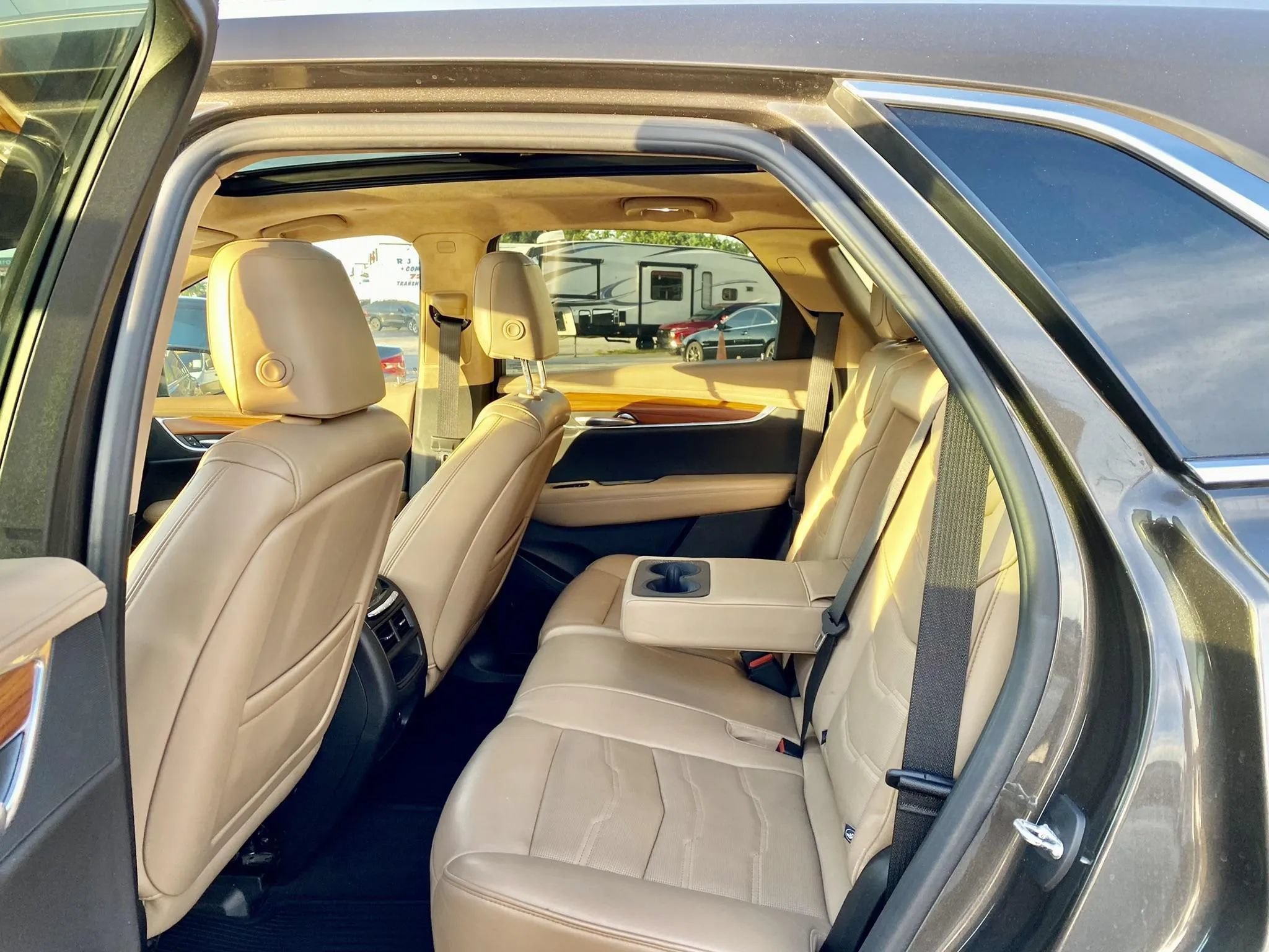 Used 2019 Cadillac XT5 Platinum AWD/4WD image 11