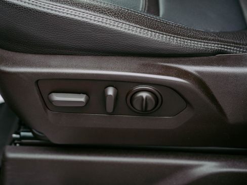 Used 2020 GMC Sierra 2500 Denali w/ Gooseneck/5TH Wheel Package image 14