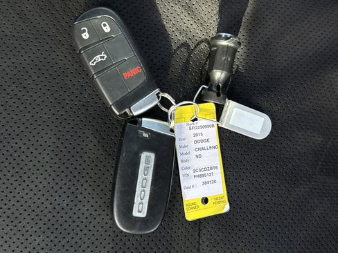 Used 2015 Dodge Challenger R/T Plus image 34