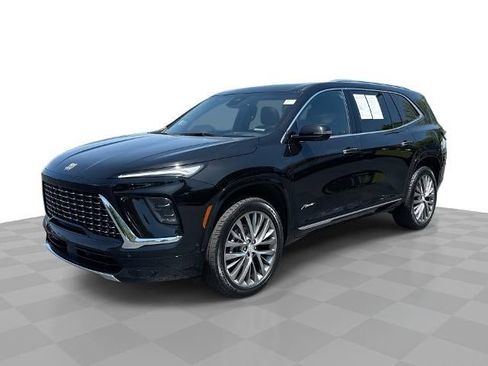Certified 2025 Buick Enclave Avenir w/ Super Cruise Package AWD/4WD image 1