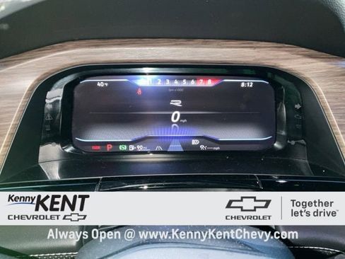 Used 2024 Volkswagen Atlas SEL Premium R-Line image 32