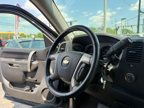 Used 2013 Chevrolet Silverado 1500 LT w/ All-Star Edition AWD/4WD image 28