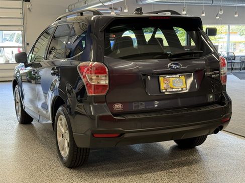 Used 2016 Subaru Forester 2.5i Limited w/ Popular Package #2 AWD/4WD image 5
