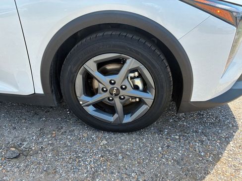 Used 2025 Kia K4 LXS image 28