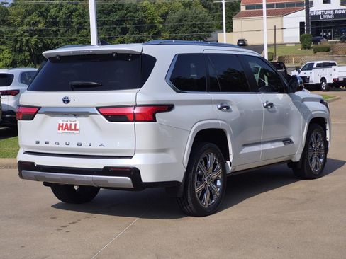 Used 2024 Toyota Sequoia Capstone AWD/4WD image 6