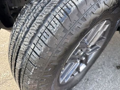 Used 2025 Jeep Wrangler Sport S image 8