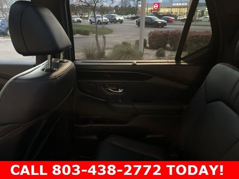 Used 2024 Honda Pilot TrailSport image 16