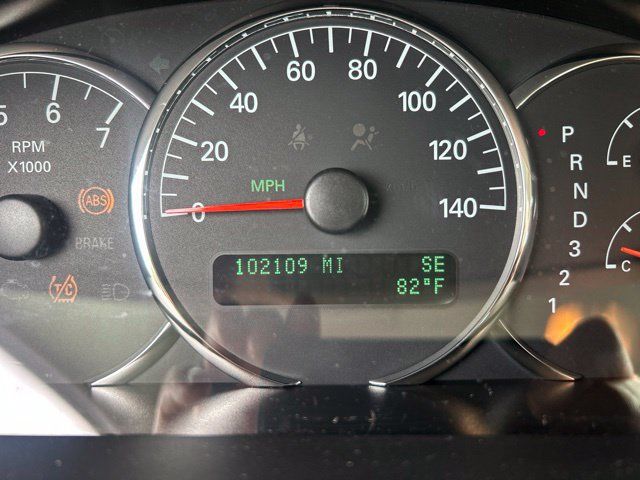 Used 2008 Buick LaCrosse CXL w/ Driver Confidence Package FWD image 9