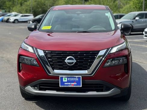 Used 2023 Nissan Rogue S AWD/4WD image 2