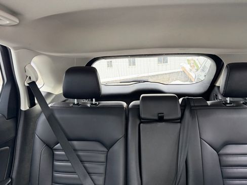 Used 2024 Ford Edge SEL image 23