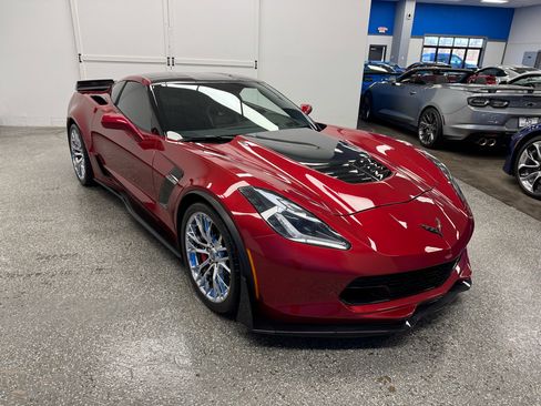 Used 2015 Chevrolet Corvette Z06 w/ 2LZ Preferred Equipment Group image 35