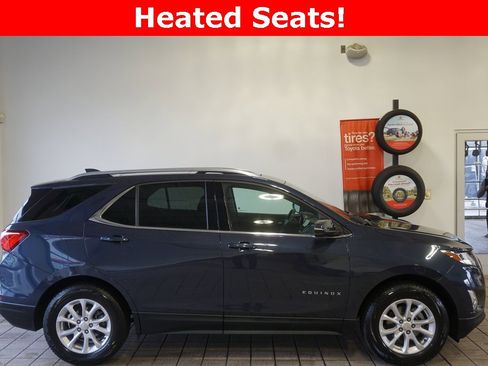 Used 2018 Chevrolet Equinox LT w/ Sun & Infotainment Package image 2