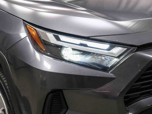 Used 2024 Toyota RAV4 LE FWD image 20
