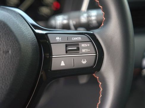 Used 2025 Honda Pilot Sport image 23