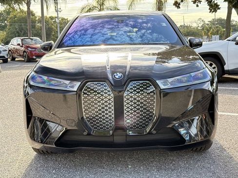 Used 2024 BMW iX xDrive50 w/ Premium Package AWD/4WD image 8