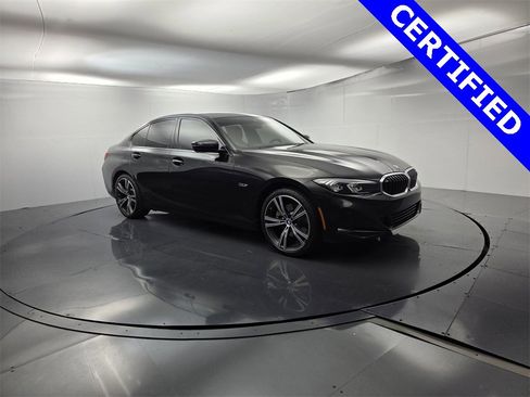 Certified 2023 BMW 330e w/ Premium Package image 2