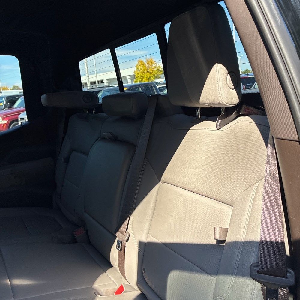 Used 2022 Chevrolet Silverado 1500 LTZ w/ Safety Package II AWD/4WD image 12