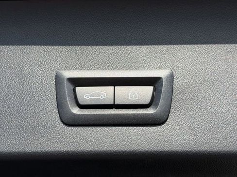 Certified 2025 BMW X3 xDrive30i w/ Premium Package image 10