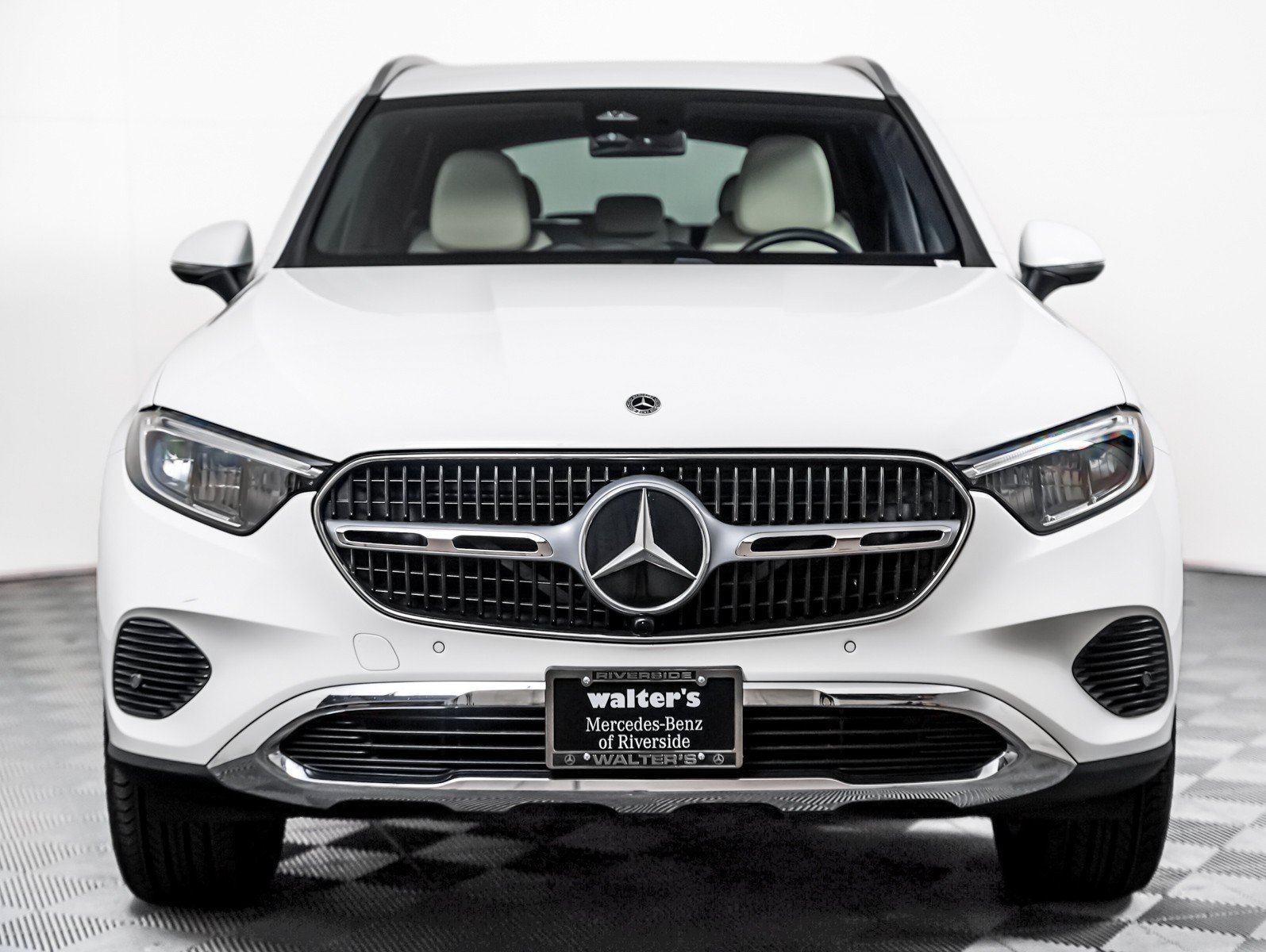 Certified 2025 Mercedes-Benz GLC 350e 4MATIC image 8