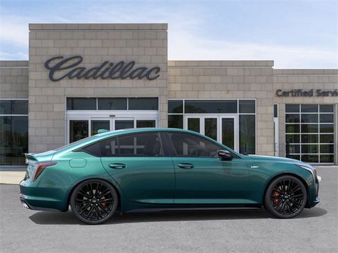 New 2026 Cadillac CT5 V image 5