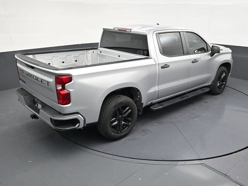 Used 2022 Chevrolet Silverado 1500 Custom RWD image 16