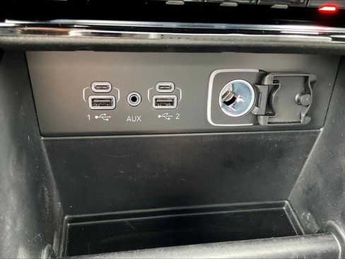 Used 2024 Jeep Grand Cherokee Limited w/ Trailer Tow Package AWD/4WD image 30