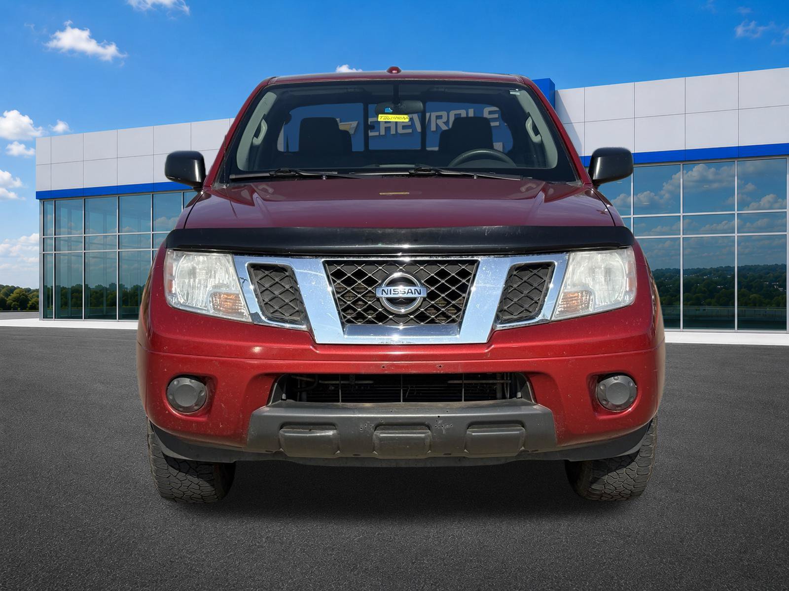 Used 2015 Nissan Frontier SV RWD image 2