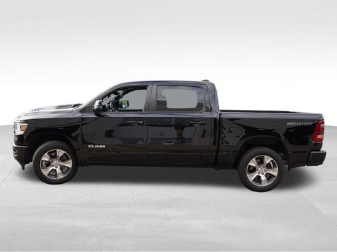 Used 2023 RAM 1500 Laramie AWD/4WD image 9