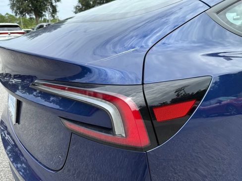 Used 2024 Tesla Model 3 Long Range RWD image 11