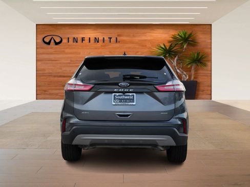 Used 2022 Ford Edge SEL w/ Convenience Package image 6