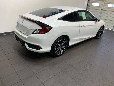 Used 2019 Honda Civic Sport image 2