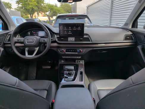 Used 2023 Audi Q5 2.0T Premium Plus w/ Premium Plus Package AWD/4WD image 29