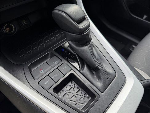 Certified 2025 Toyota RAV4 XLE image 19