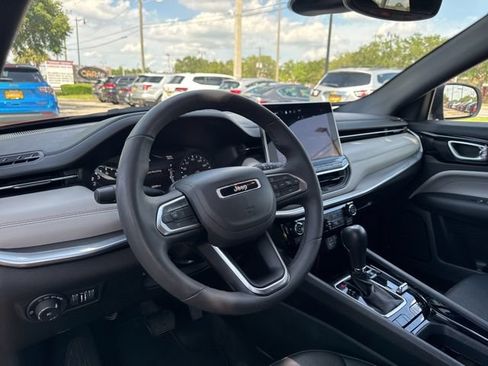 Used 2025 Jeep Compass Limited AWD/4WD image 23