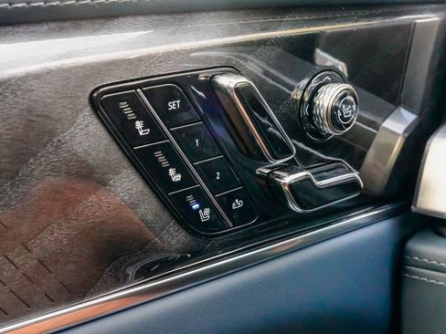 New 2025 Cadillac Escalade IQ Luxury 2 image 18