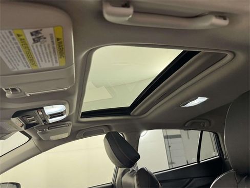 Used 2023 Subaru Crosstrek 2.5i Limited w/ Moonroof Package image 33