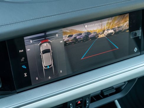 New 2026 Porsche Cayenne image 32