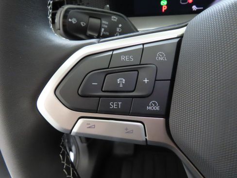 New 2026 Volkswagen Tiguan SE AWD/4WD image 13