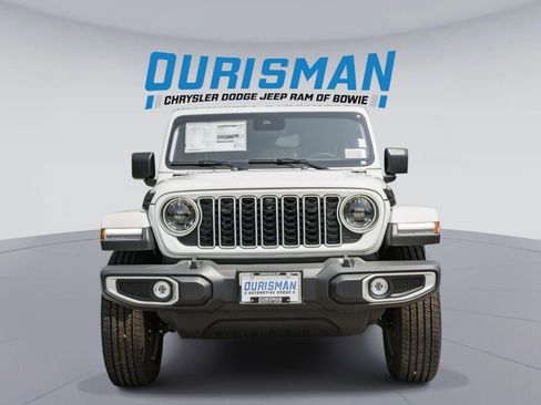 New 2025 Jeep Wrangler Unlimited Sahara w/ Technology Group AWD/4WD image 2