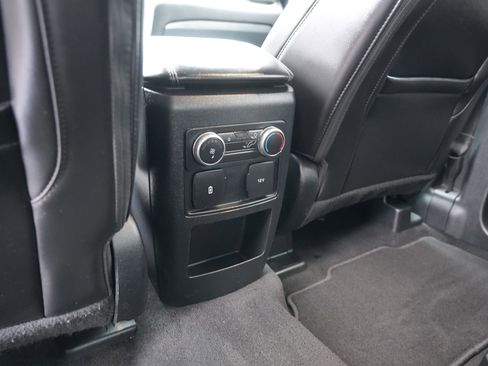 Used 2021 Ford Explorer XLT w/ Equipment Group 202A image 32