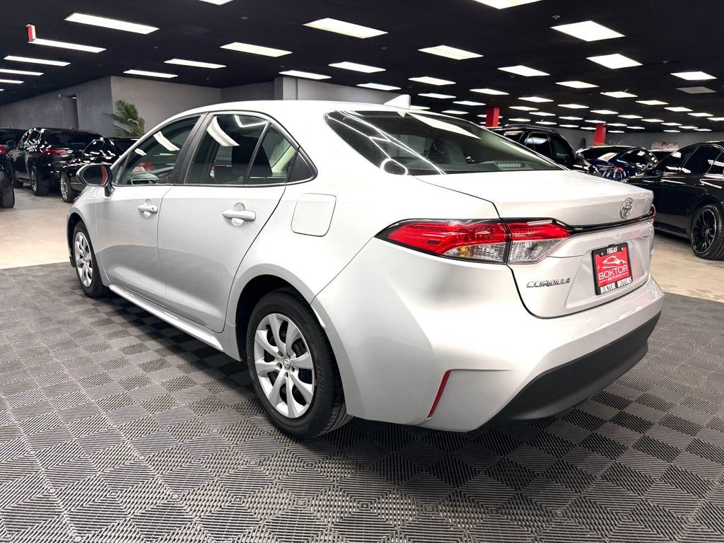Used 2024 Toyota Corolla LE FWD image 11