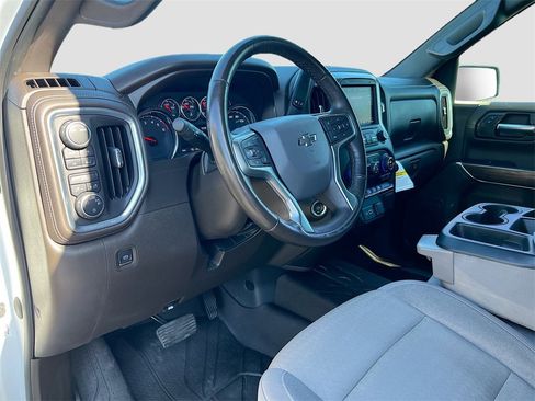 Used 2021 Chevrolet Silverado 1500 LT w/ Bed Protection Package image 9