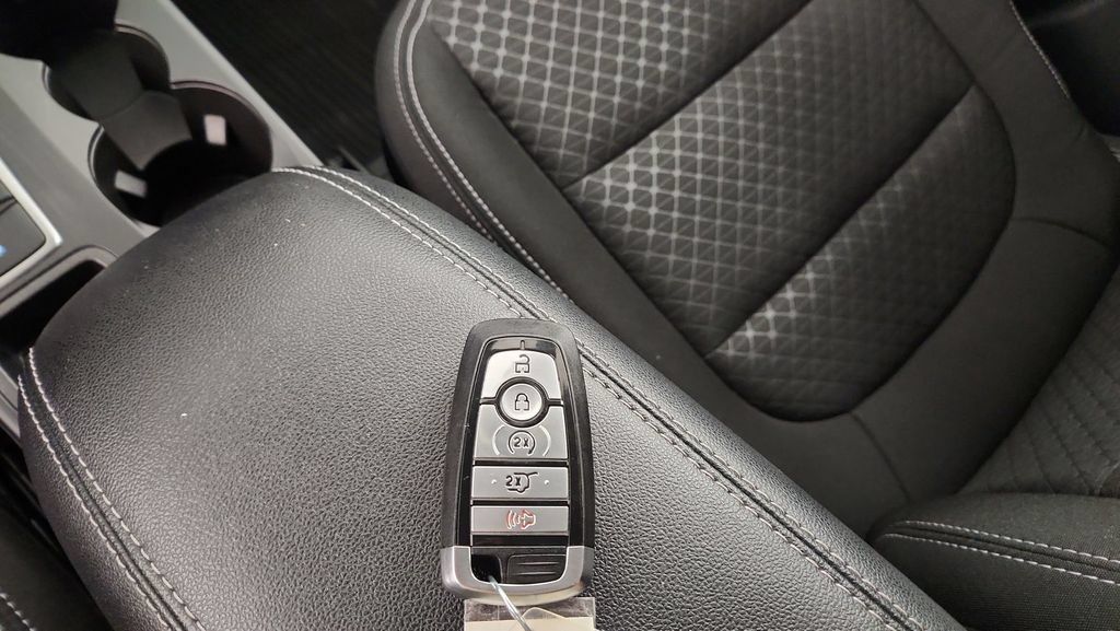 Used 2023 Ford Escape Active w/ Tech Pack #2 AWD/4WD image 22